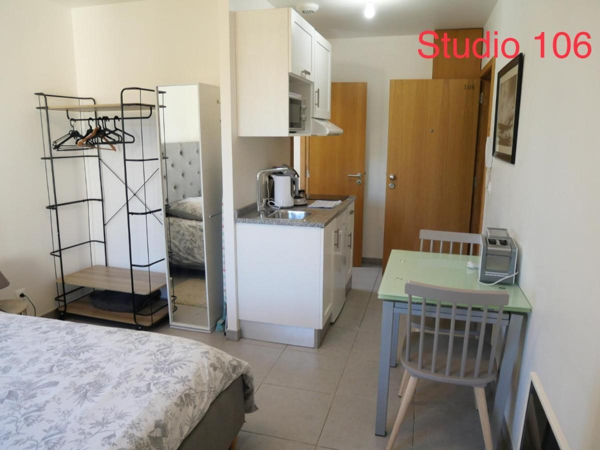 Studio A 300 M De La Gare De Мант-ла-Жоли Екстериор снимка