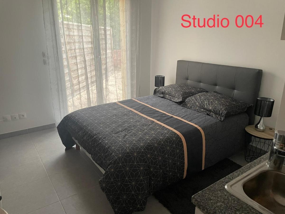 Studio A 300 M De La Gare De Мант-ла-Жоли Екстериор снимка